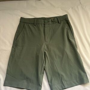 Vineyard Vines Performance Shorts worn once kids Size 16